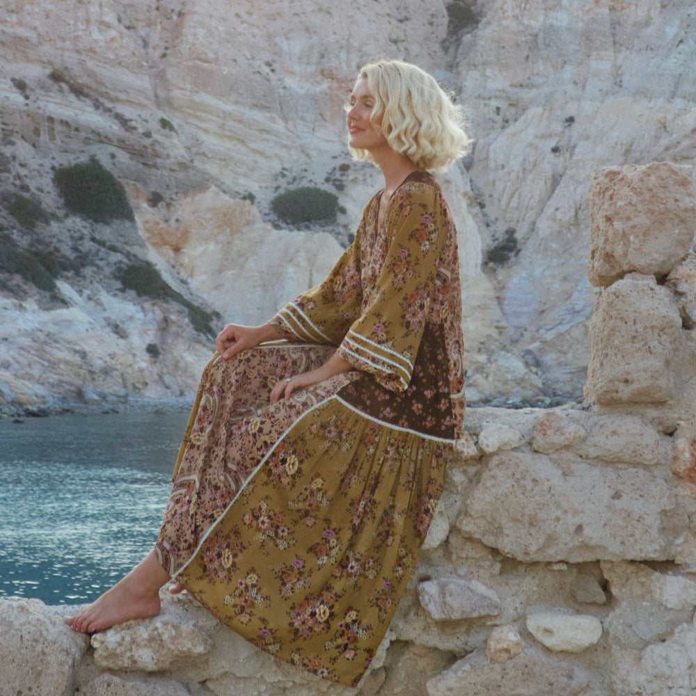 Mediterranean Moments With Elise Cook