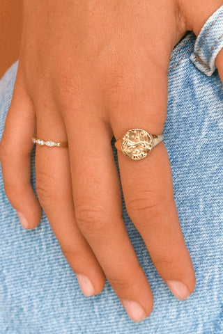 leo-stargazer-zodiac-ring